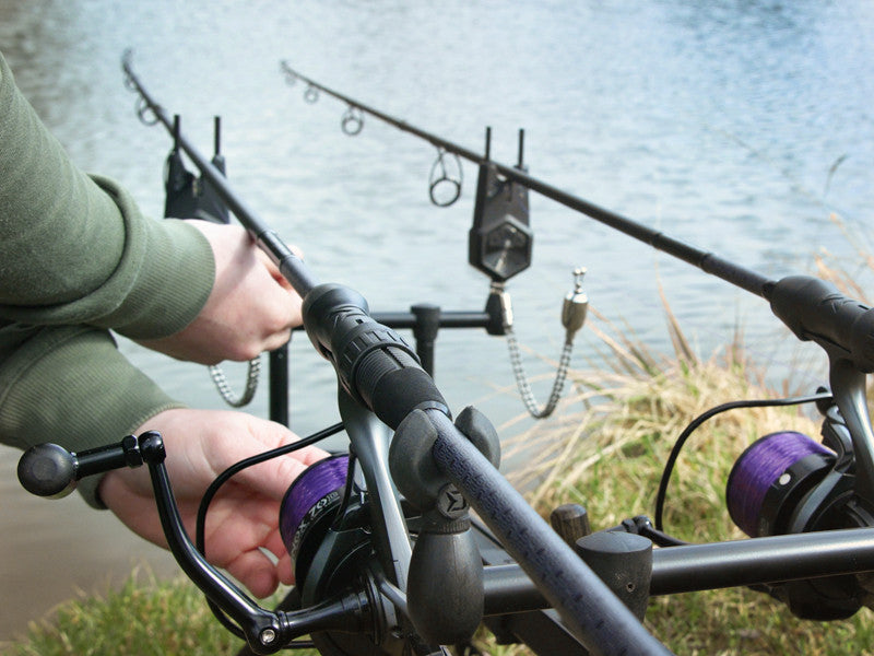 Delphin CorsaBLACK NERO 270cm/2lbs/2 Teile