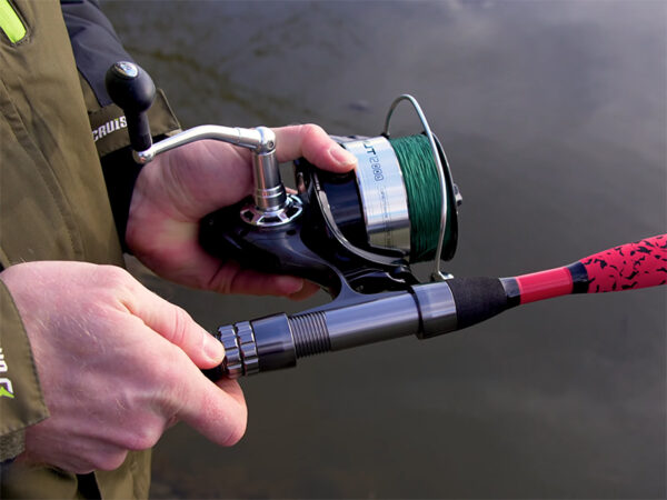 Delphin DANGER CatFISH255cm/350g/2Teile – Bild 10
