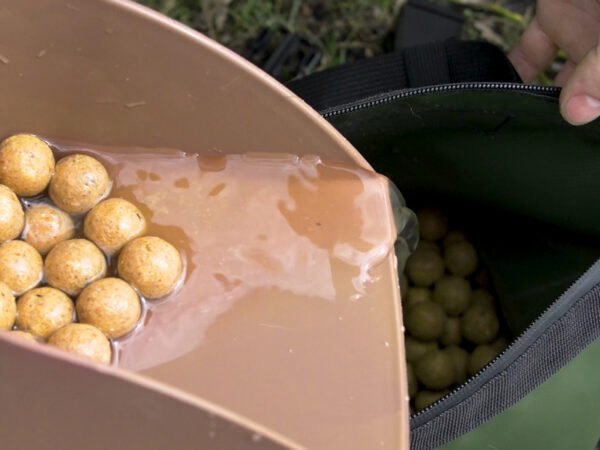 Feeder-Bauchtasche Delphin BAITYX – Bild 6